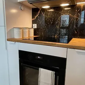  Apartament New One Bedroom With Balcony